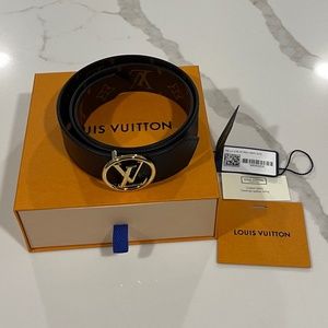 (NWT) Louis Vuitton Reversible Women’s Belt - Brand New